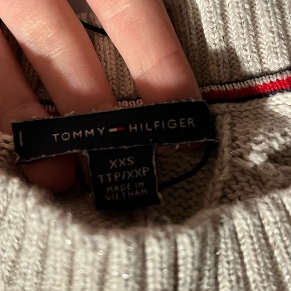 Tommy Hilfiger cable knit sweater - Picture 2 of 3